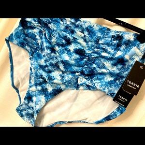 Torrid bathing suit bottom Size 1